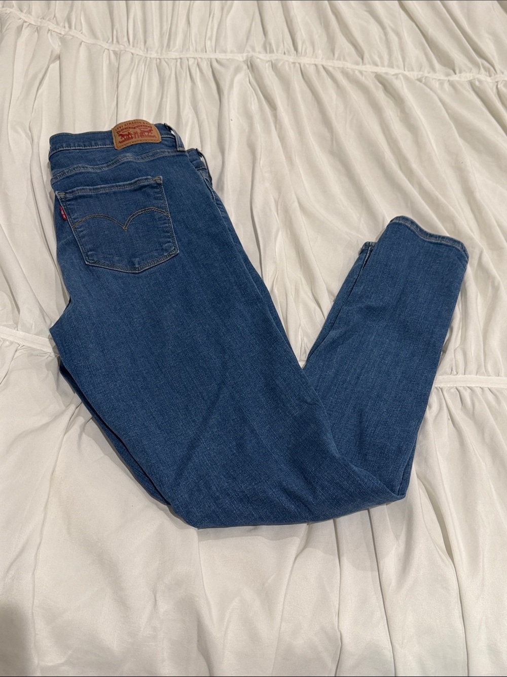 Levi's 720 Hogh Rise Women's Dark Blue Skinny Jeans 31